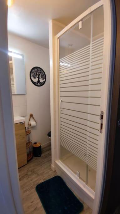 Le Joli'Mans, Appartement Refait A Neuf, Entierement Equipe, Pour 2 Personnes, Proche Quartier Historique Et Centre Le Mans Exteriér fotografie