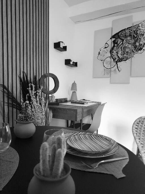 Le Joli'Mans, Appartement Refait A Neuf, Entierement Equipe, Pour 2 Personnes, Proche Quartier Historique Et Centre Le Mans Exteriér fotografie