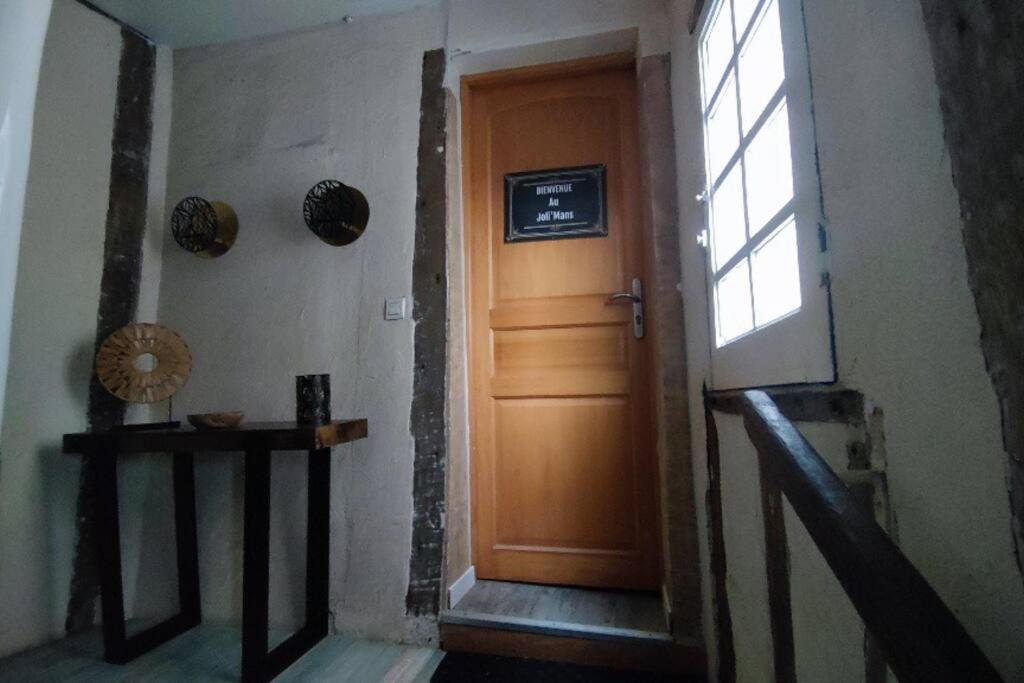 Le Joli'Mans, Appartement Refait A Neuf, Entierement Equipe, Pour 2 Personnes, Proche Quartier Historique Et Centre Le Mans Exteriér fotografie